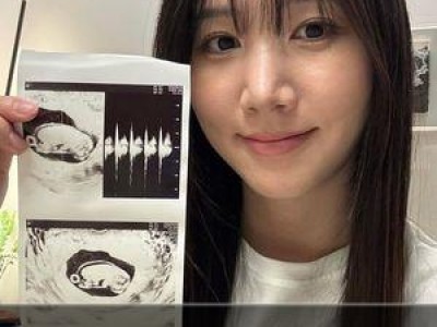 홍유경 임신 소식 전해 화제