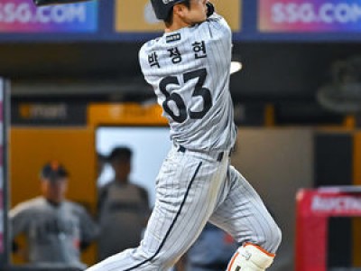 김경문 감독 어린 선수들에게 기회 주겠다고 밝혀